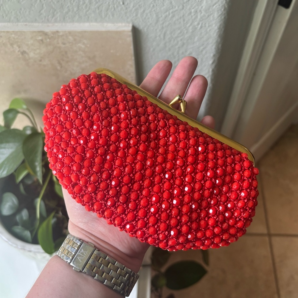 Vintage Red Beaded Kiss Lock Clutch Purse | La Regale